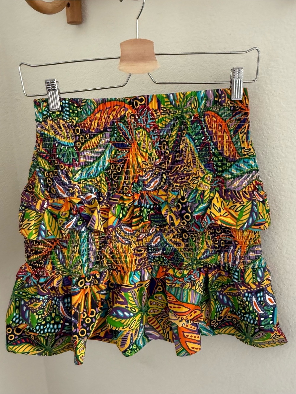 TRULY 4 YOU Multicoloured tropical smocked ruffle mini skirt boho resort beachy